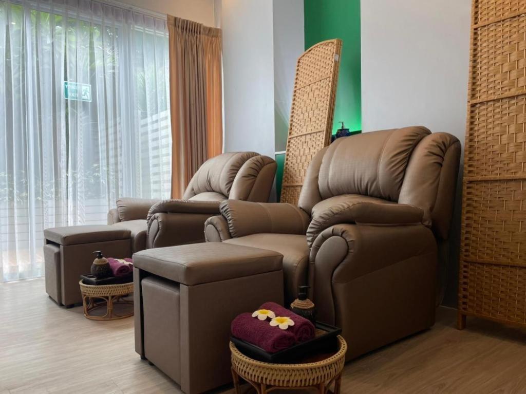 Deco Pattaya Hotel North パッタヤー エクステリア 写真