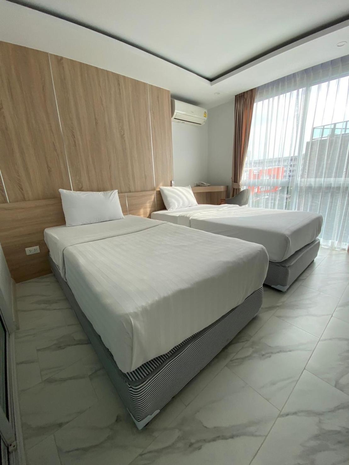 Deco Pattaya Hotel North パッタヤー エクステリア 写真